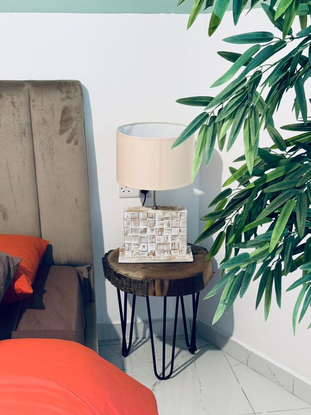 Valley Crest Apartment *